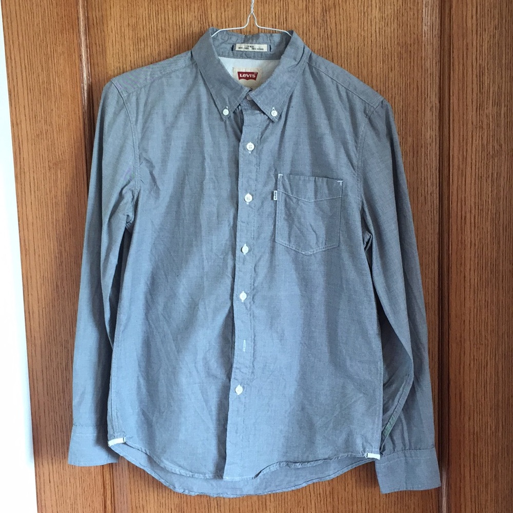 Men’s Levi’s Chambray long sleeve buttondown shirt